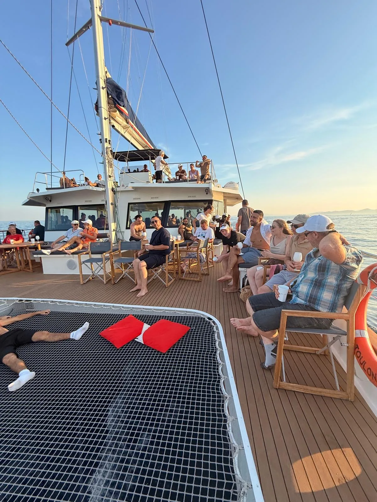 Sortie en catamaran pendant un voyage incentive organisé par FOR7